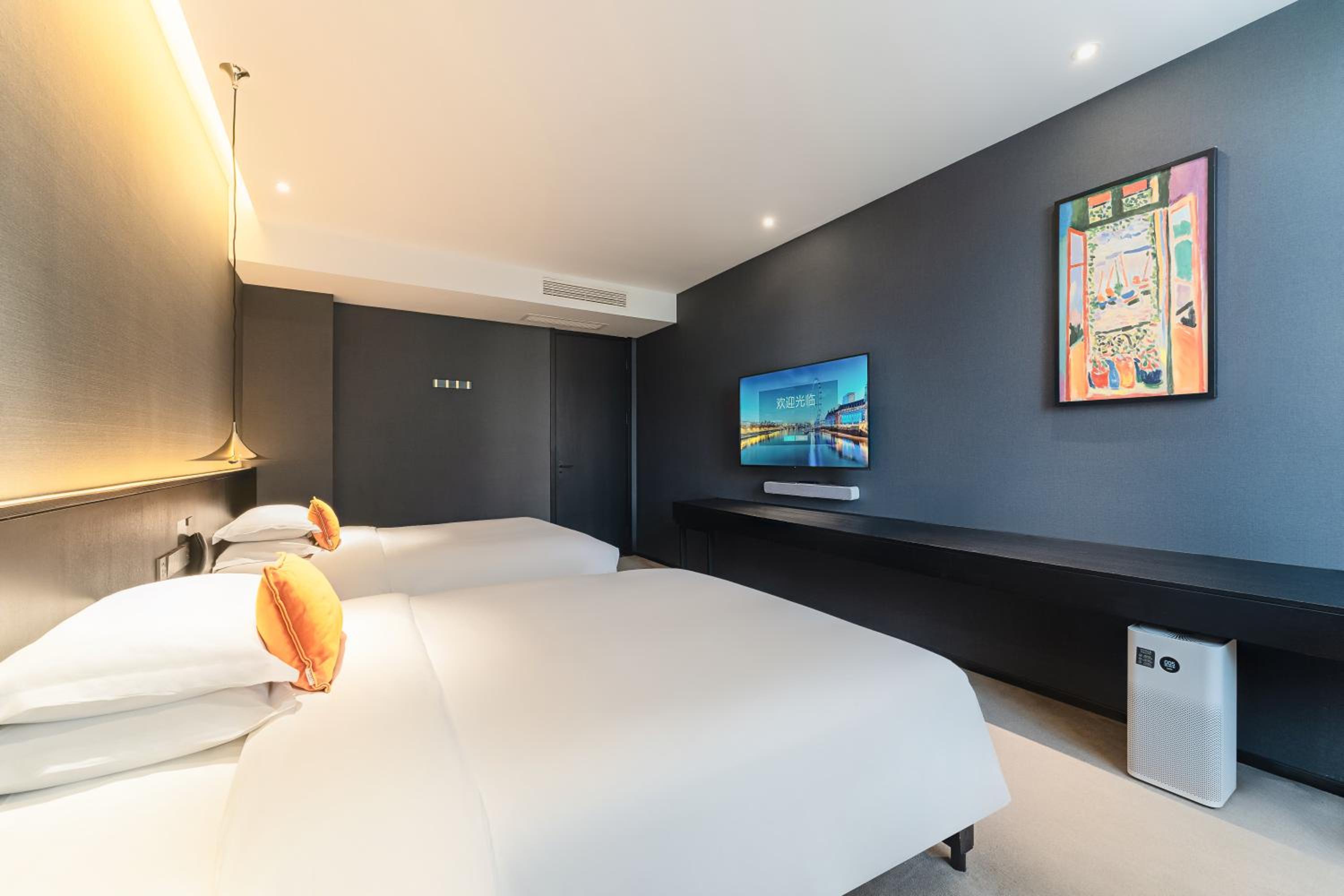 3 BEDROOMS, SUITE, 2 KING BEDS, 2 QUEEN BEDS, TATAMI