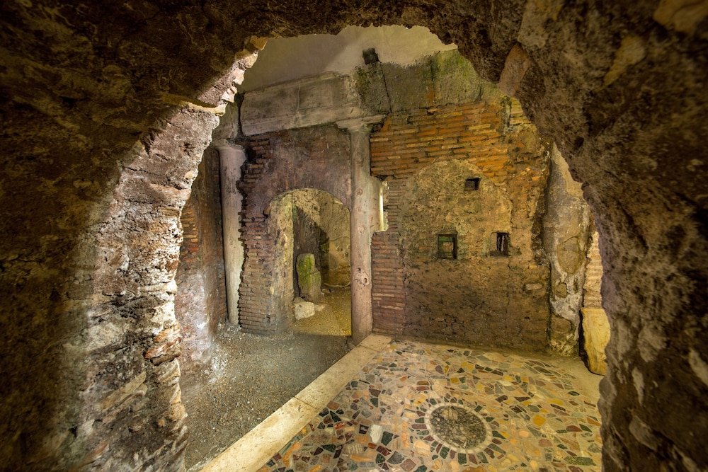 The Inn At The Roman Forum 93/126