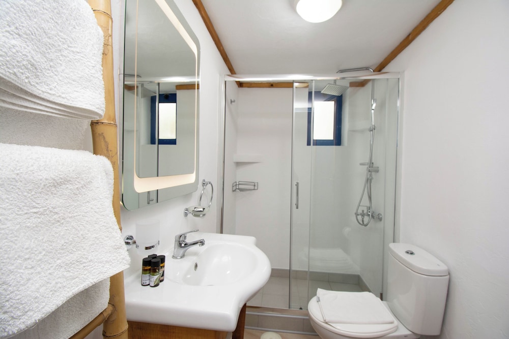 Ov Suites 48/50