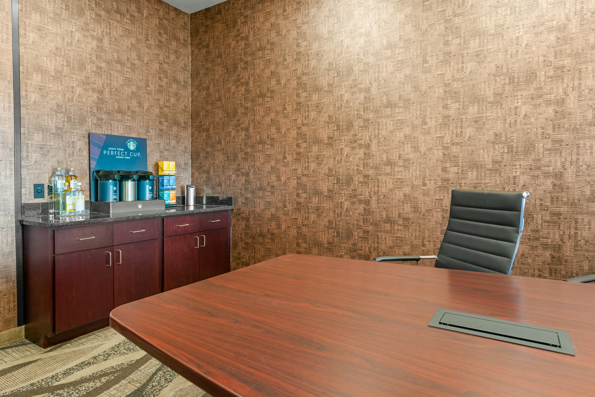 Cobblestone Hotel & Suites - Lynden 37/50