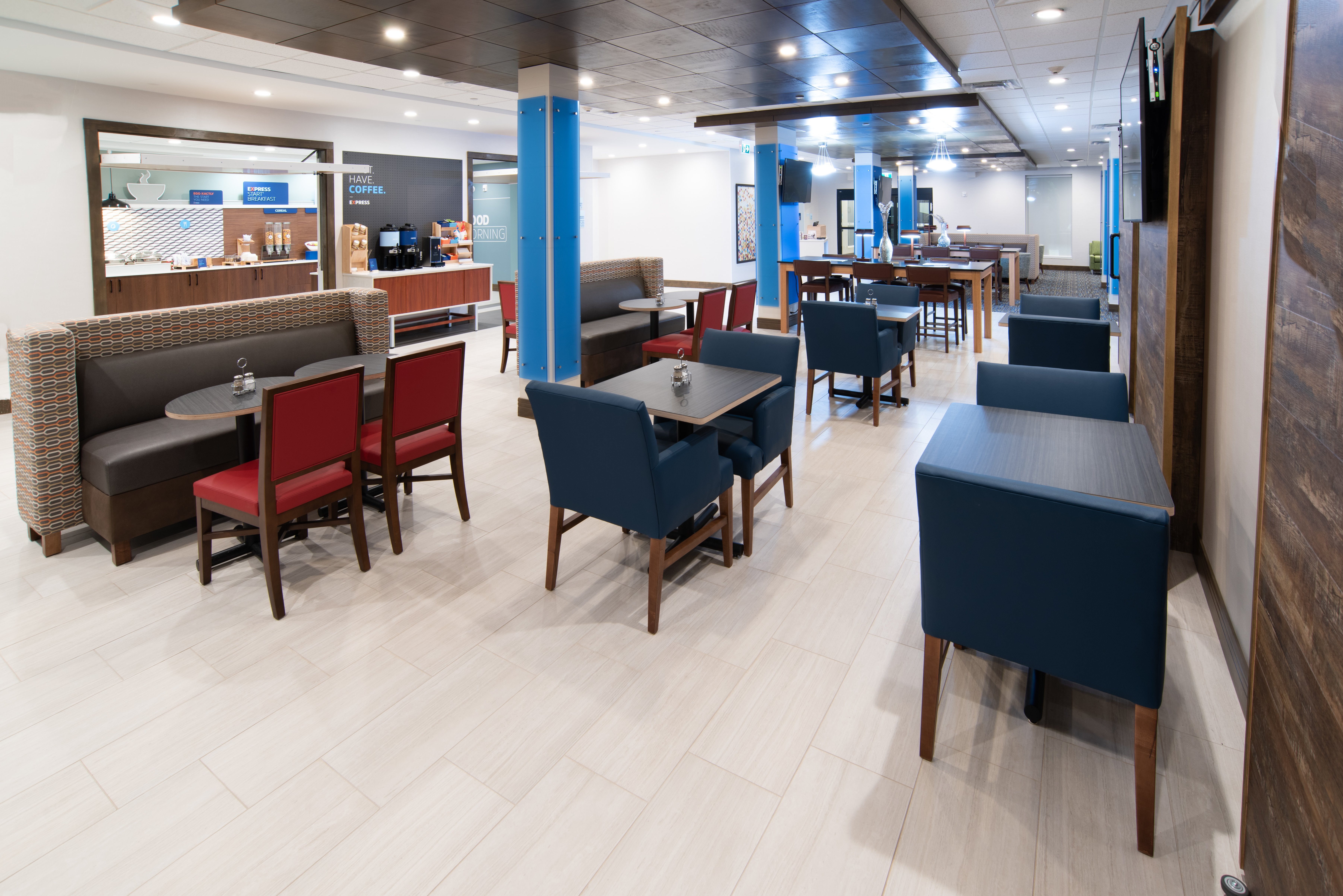 Holiday Inn Express & Suites North Battleford 39/50