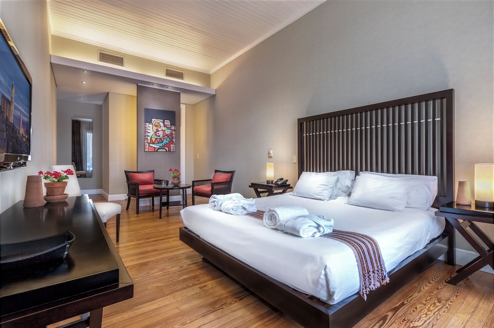 SUPERIOR, DOUBLE BED