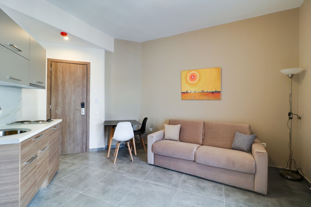 Athens Comfort Suites and Apartments 21/34