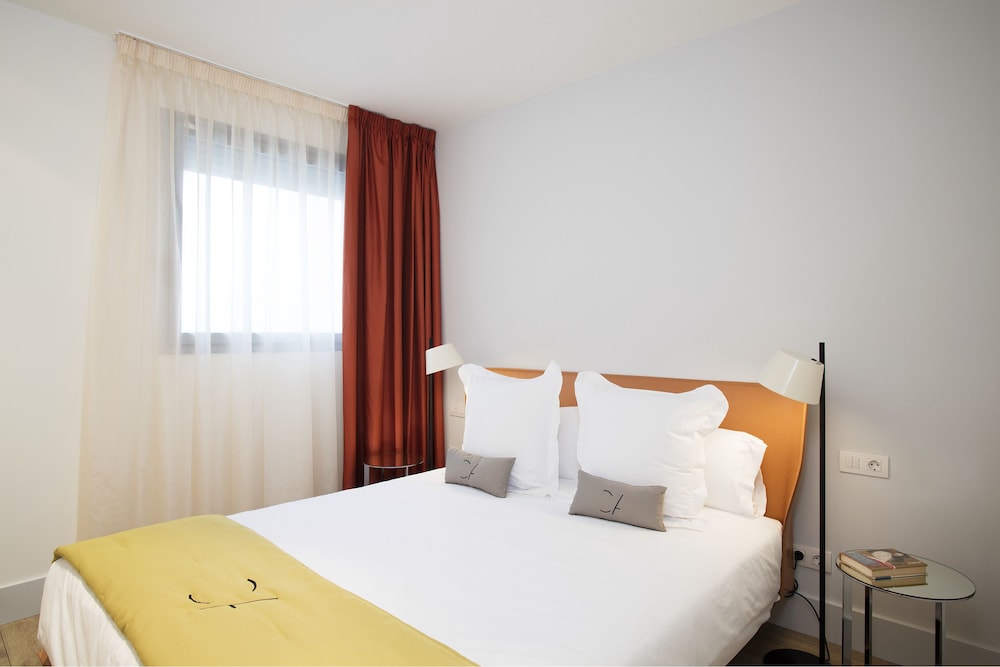 Duplex, Apartment, Twin Beds, Queen Bed, Sofa