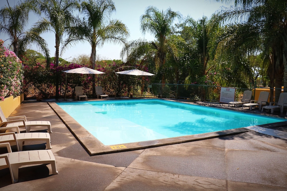 Hotel Zar Colima 47/48