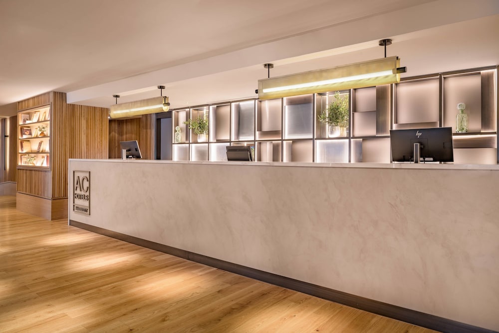AC Hotel Avenida de America by Marriott 4/44