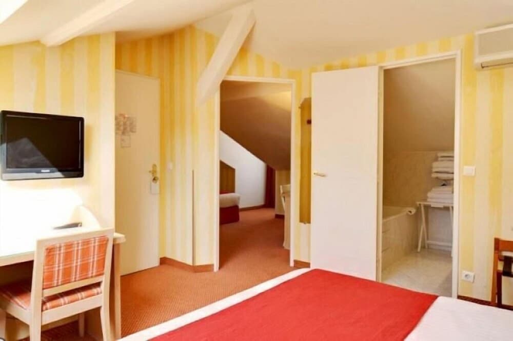 Hôtel Delambre 25/53