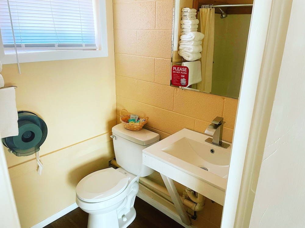 Riverview Inn 23/25