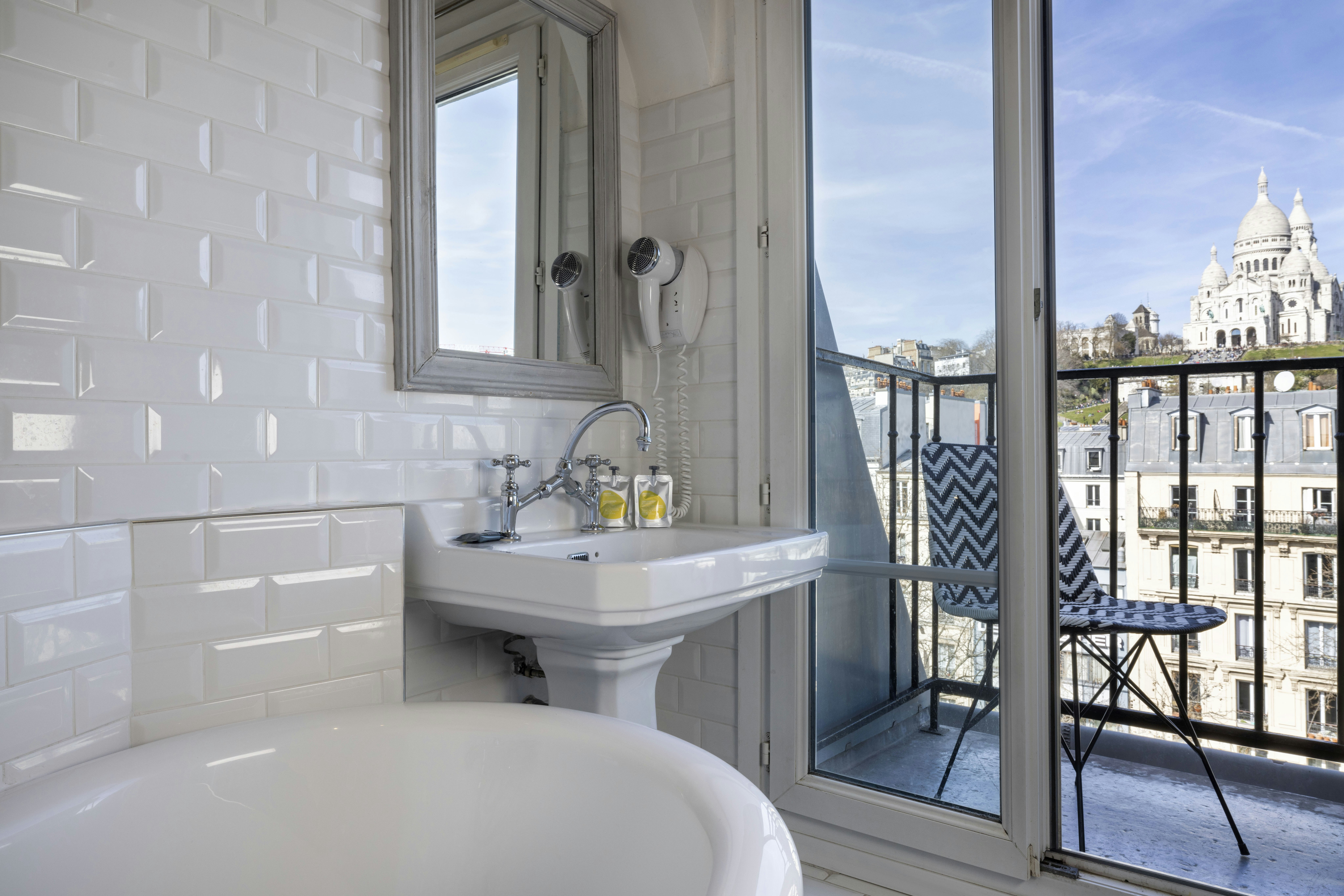Le Regent Montmartre 29/31