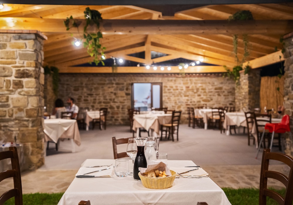 Le Querce Farmhouse 35/48