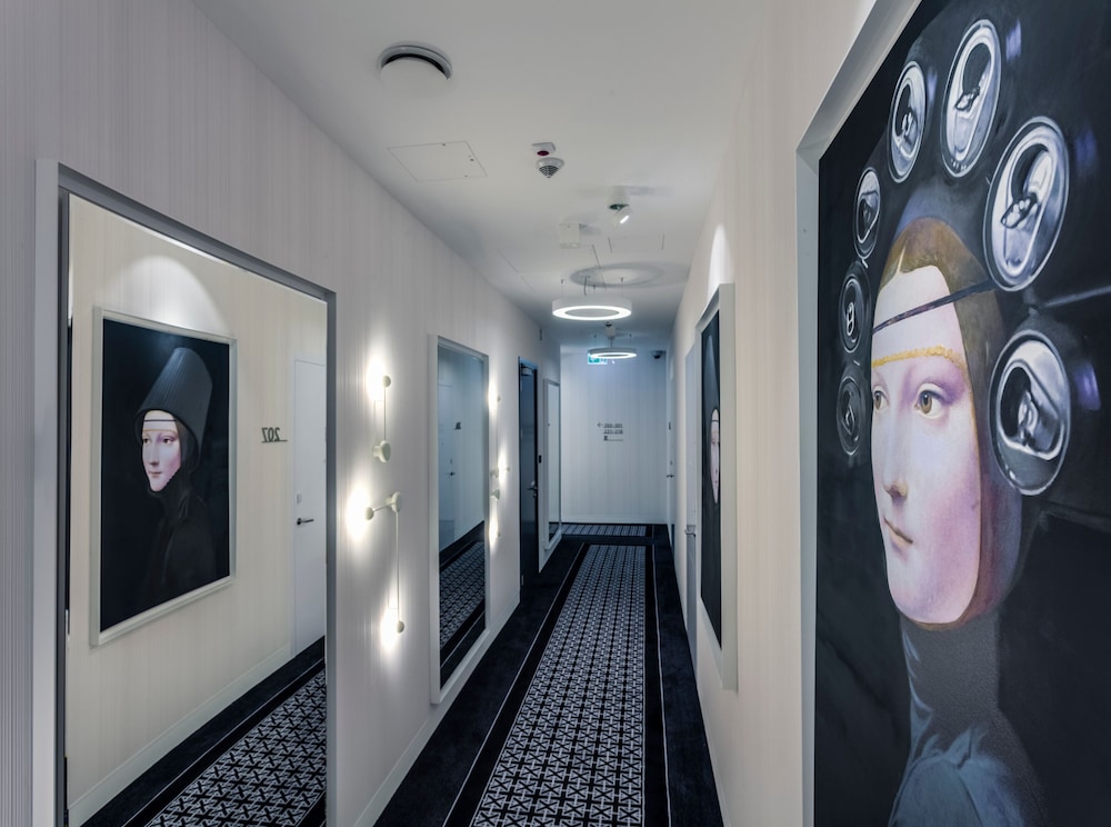 lobby