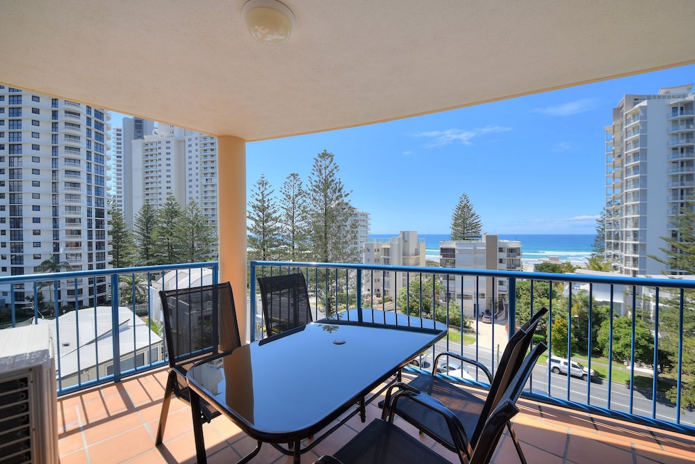 San Mateo on Broadbeach 19/51