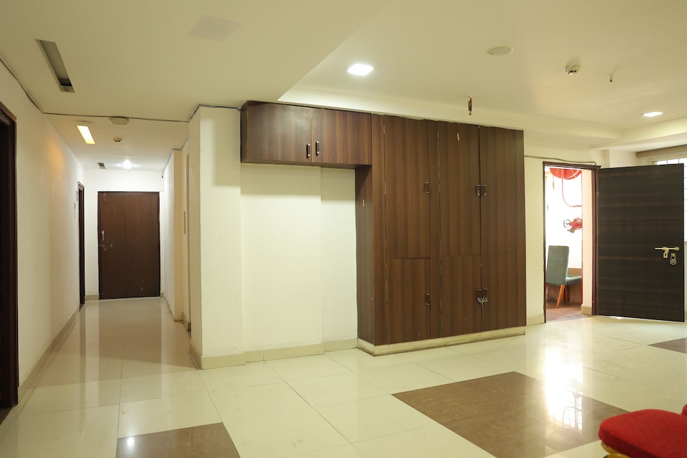 Hotel Mango Leaves 8/26