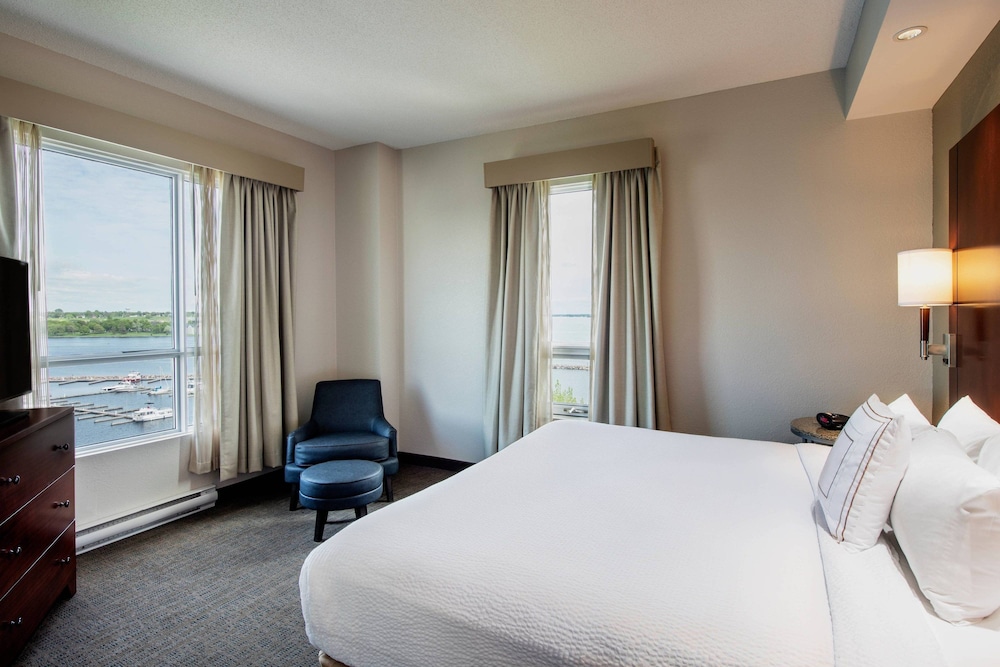Residence Inn By Marriott Kingston Water S Edge 14/41
