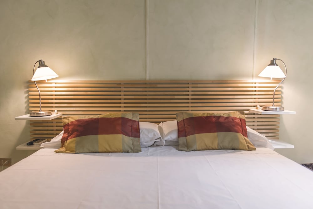 N4u Guest House 22/50