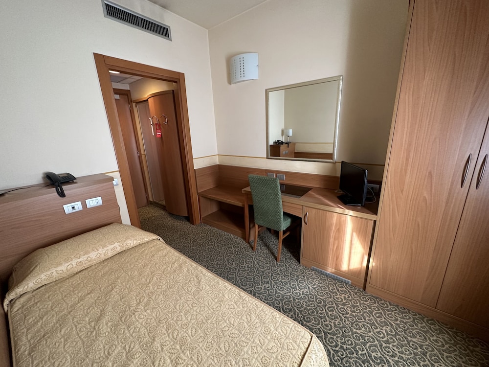 Hotel Kristall 32/49