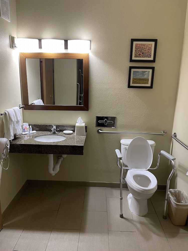 Comfort Inn & Suites Ponca City Near Marland Mansion 5/38