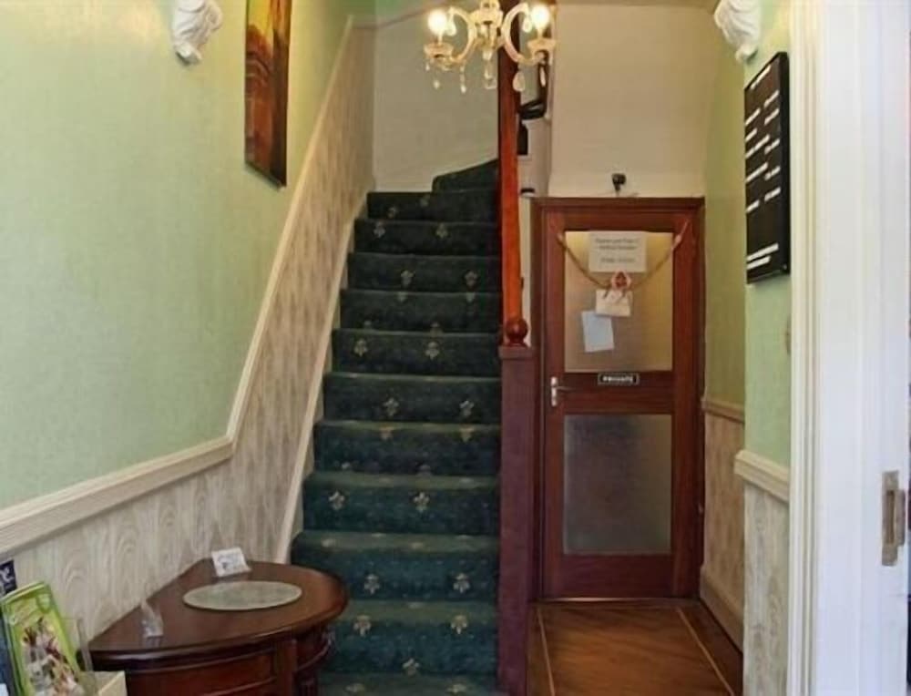 The Shrewsbury Guest House 3/34