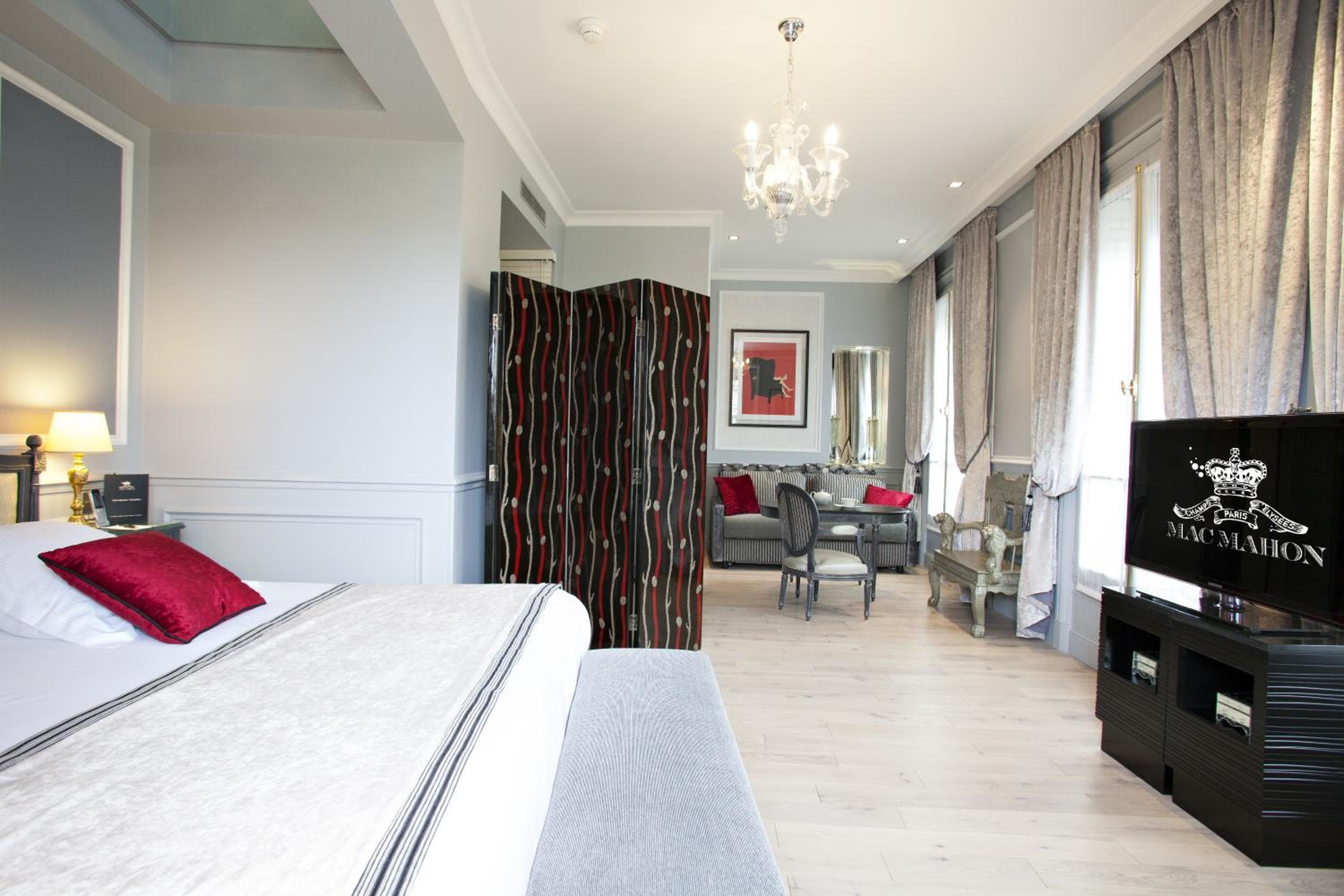 جناح بريستيج مع أريكة، Maison Albar Hotel Paris Champs Elysees 5/10