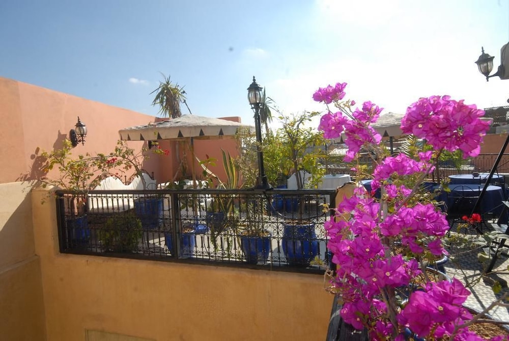 hotel riad belleville