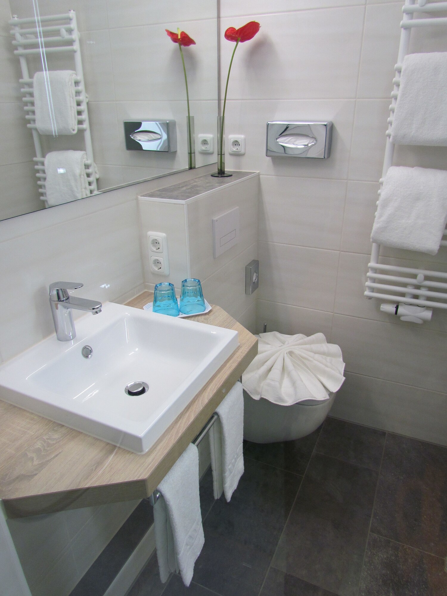 غرفة سوبيريور بسريرين منفصلين بإطلالة على الحديقة، Hotel Amenity Munchen 3/5