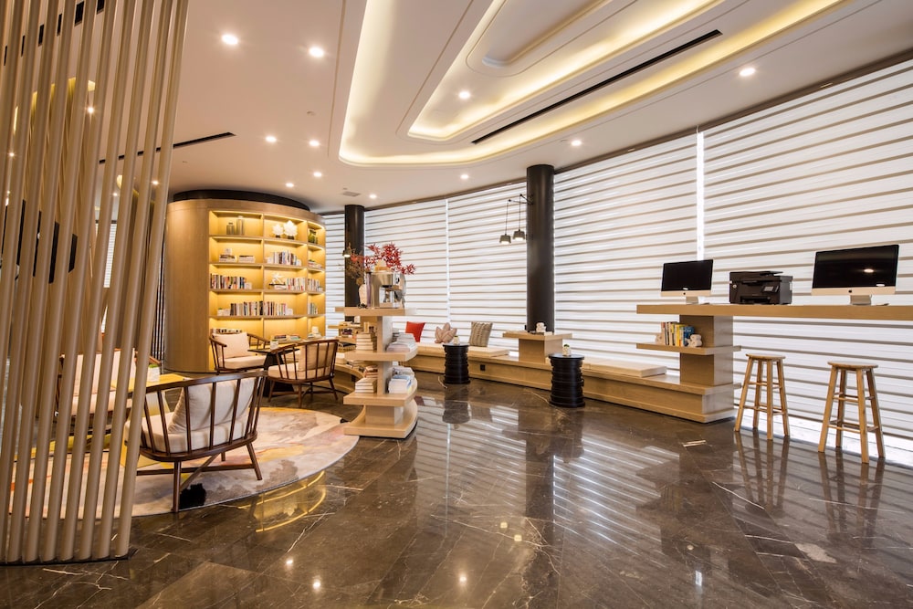 Atour Hotel Sanyuanqiao 30/50