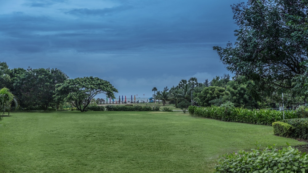 Club Mahindra Puducherry 33/39