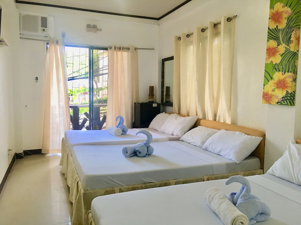 ROOM, 6 PEOPLE