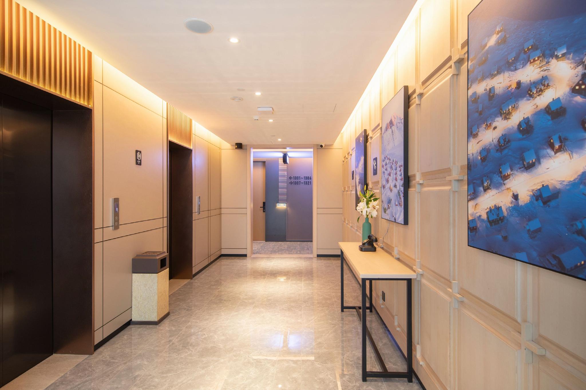 Atour Hotel (Ningbo Fenghua Huizheng Old Street) 37/47