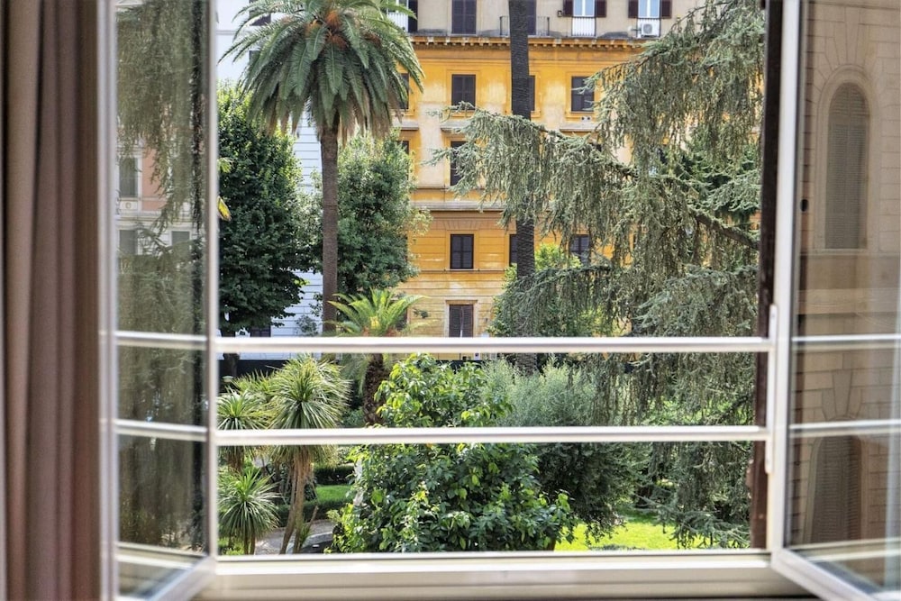 Hotel Capitolium Town House Suite 2/55