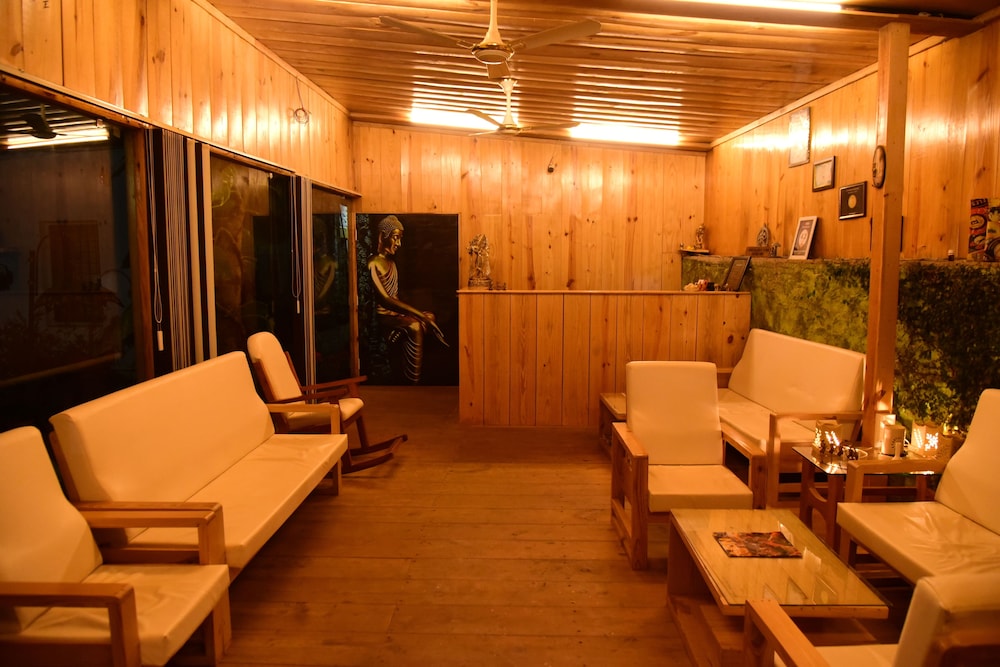 Hotel Toppers Corner Mount Abu 44/67