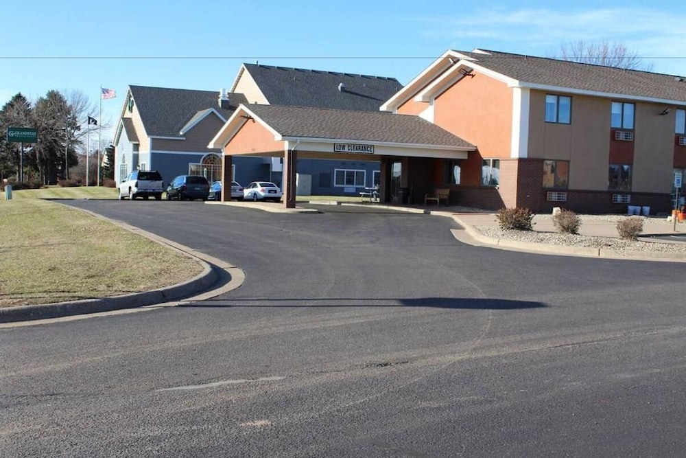 Coratel Inn & Suites Stillwater 35/47