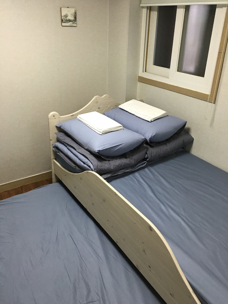24guesthouse Sinchon 17/33