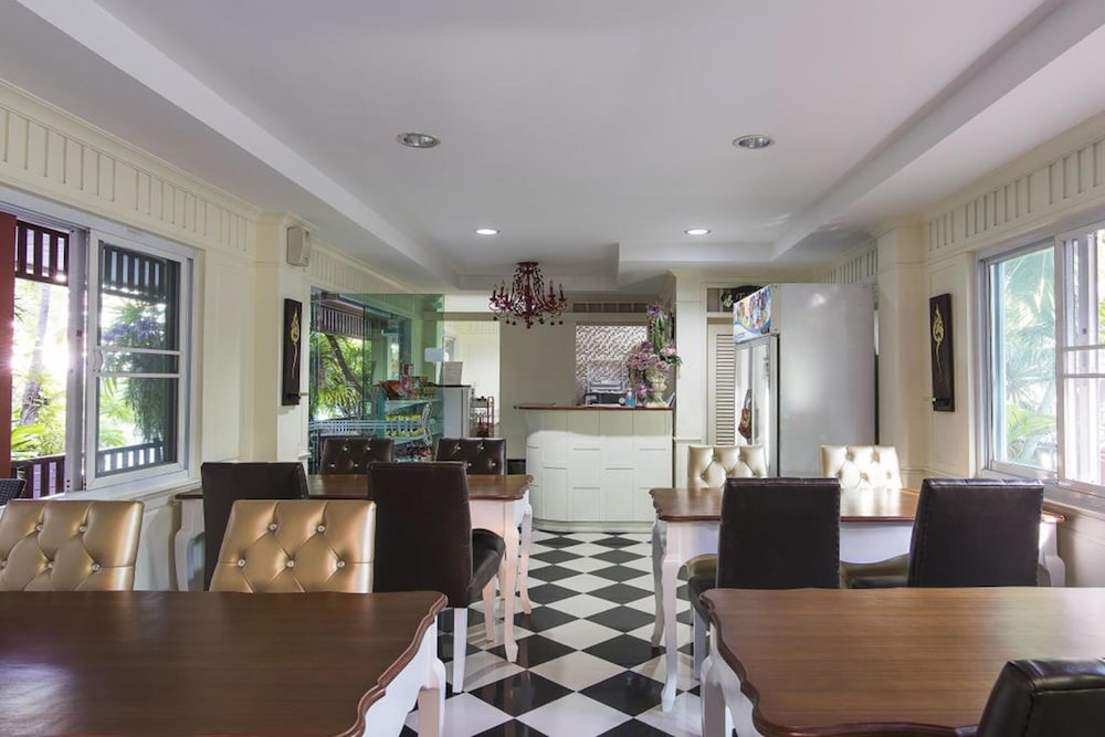 Orchid Resort 32/46