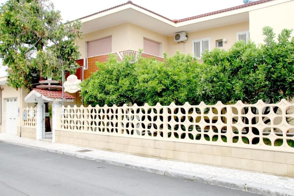 Bed And Breakfast L'aranceto 23/28