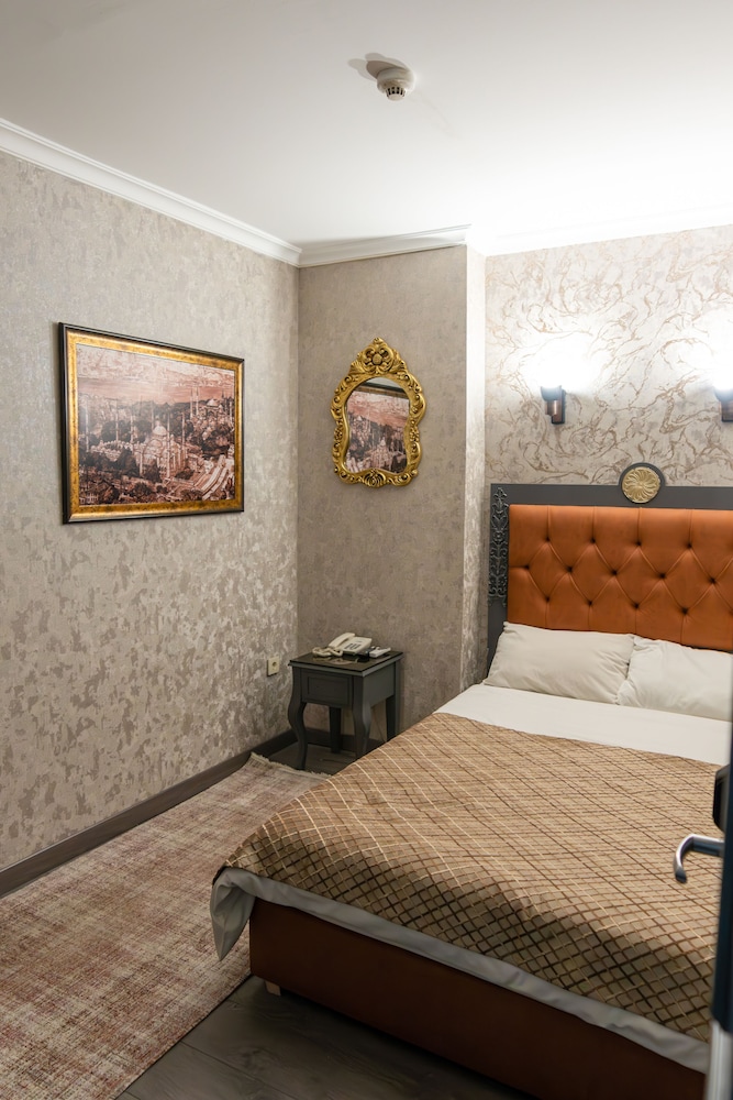 Cuento Hotel 15/62