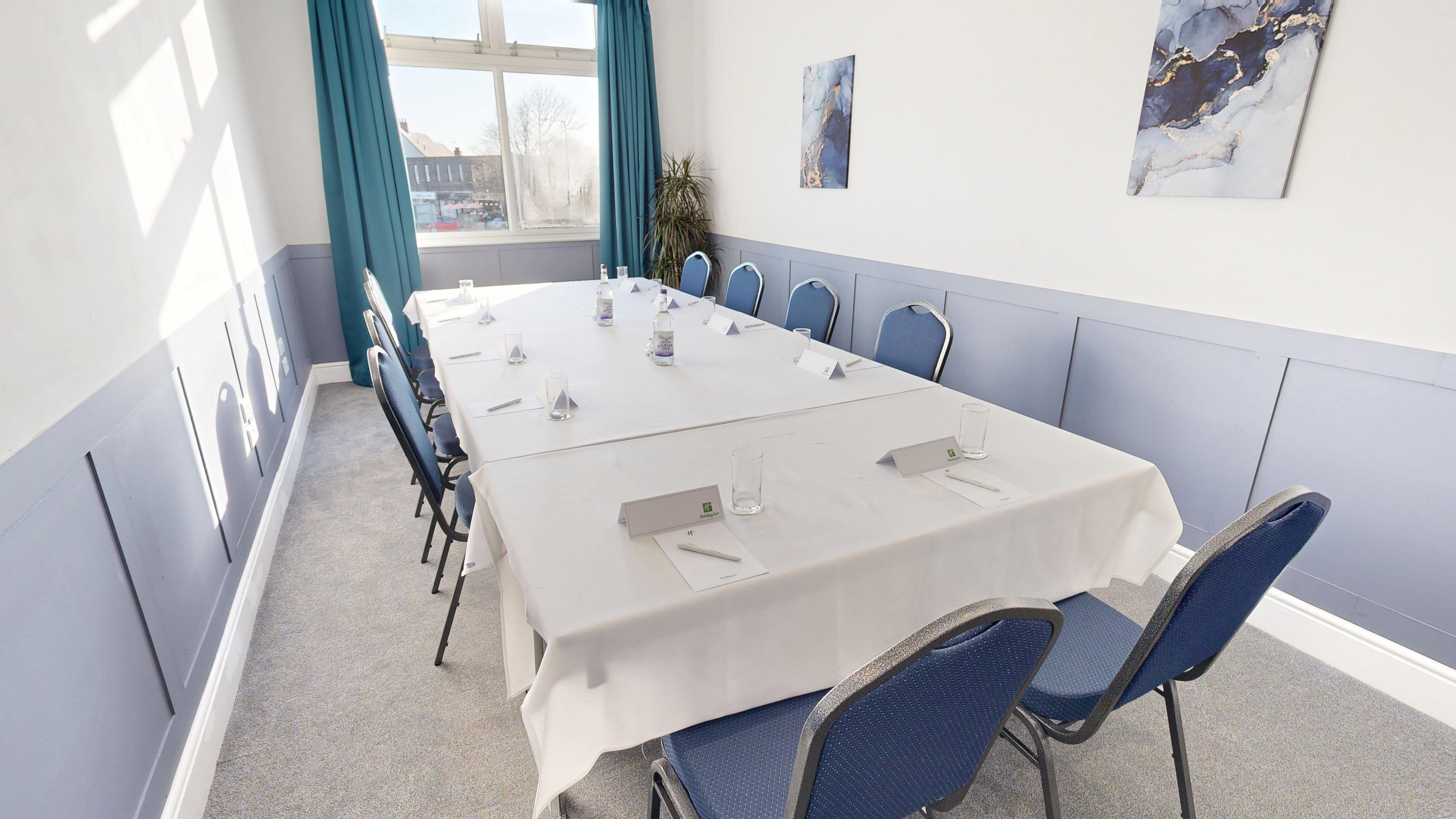 Holiday Inn Kenilworth 24/50