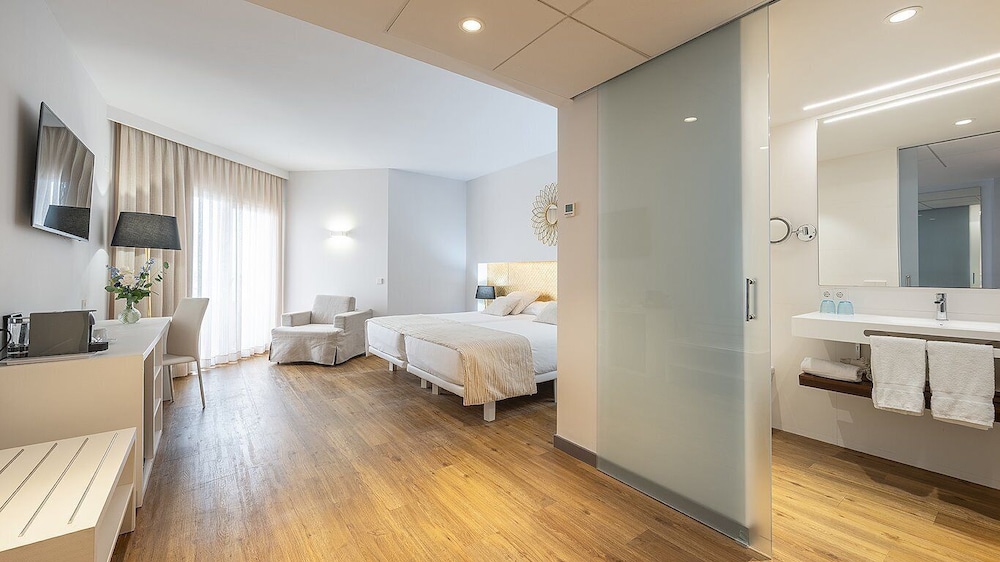 Premium, Twin Beds, Sea View