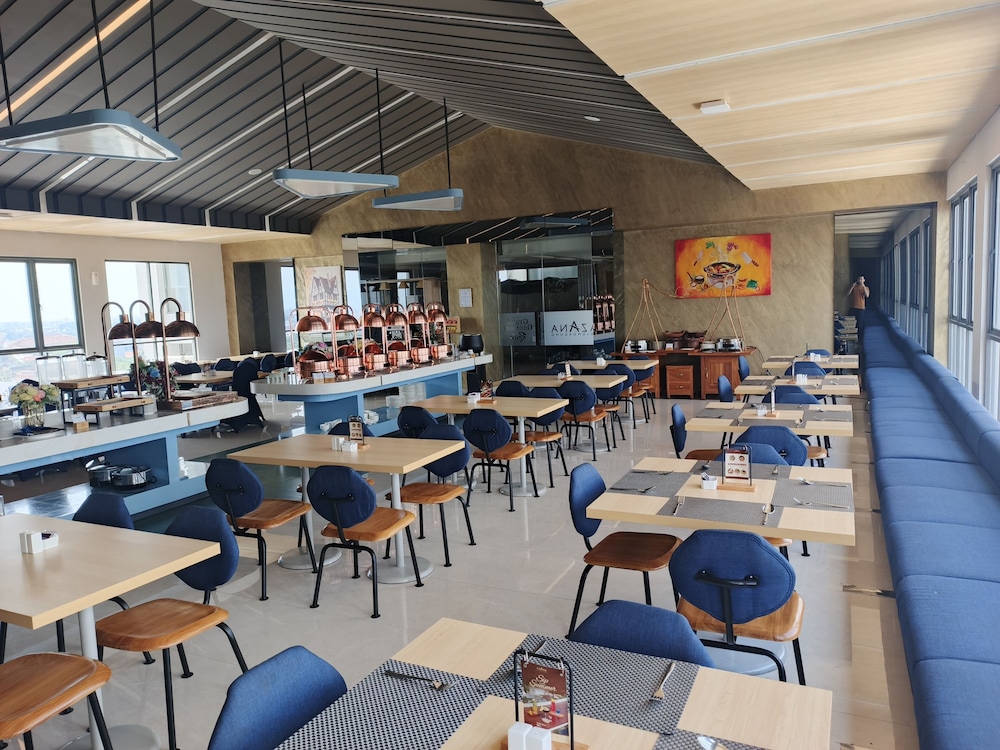 Azana Style Hotel Tulungagung 35/50