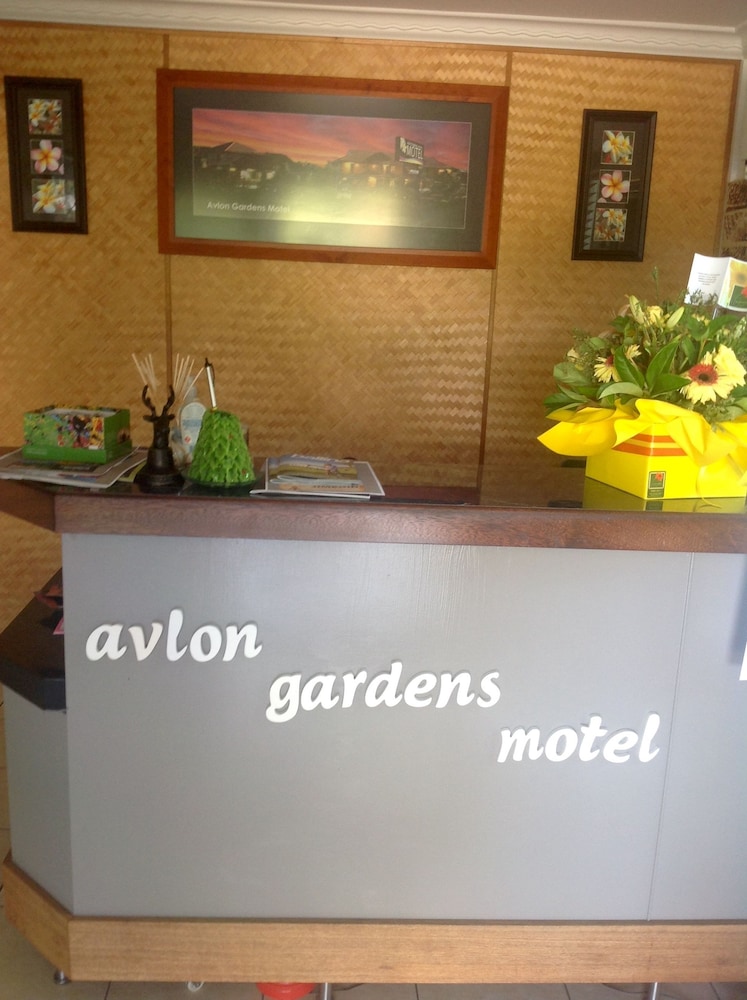 Avlon Gardens Motel And Holiday Houses 6/50