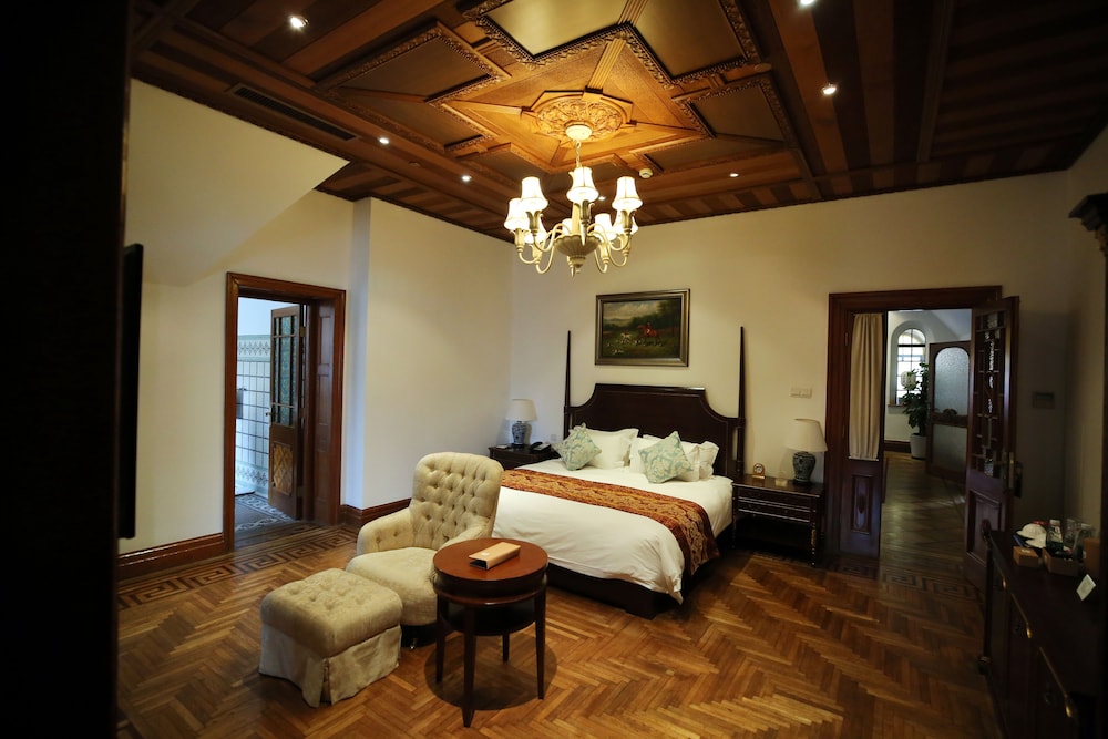 Heng Shan Moller Villa Hotel 15/50