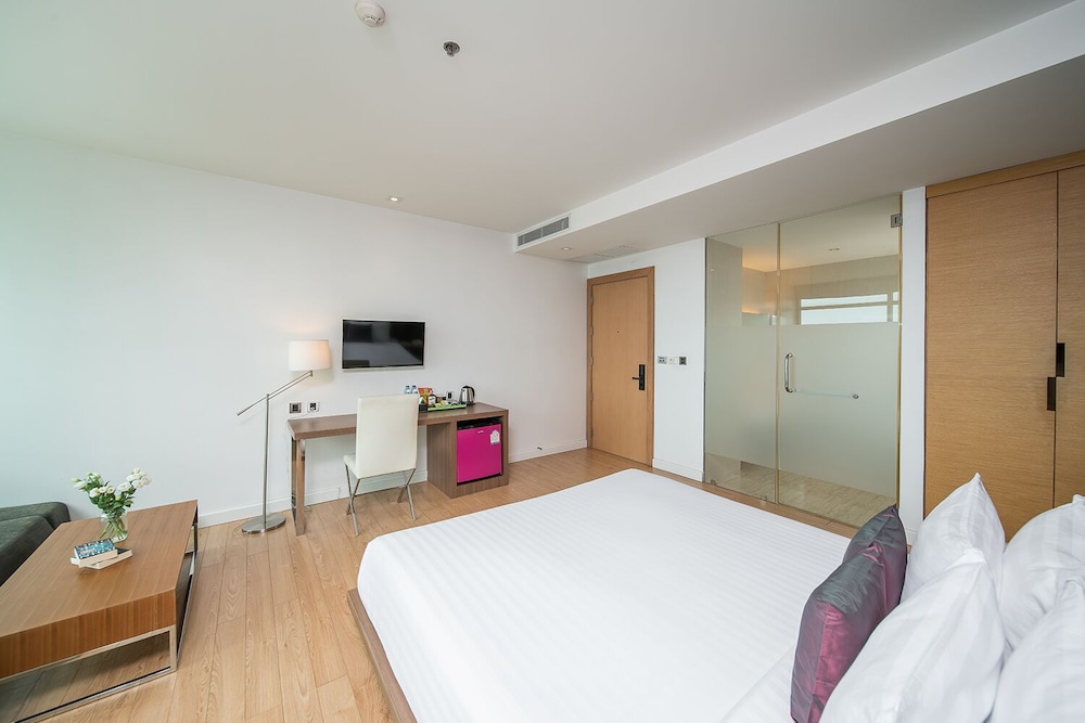 Seven Zea Chic Hotel 12/50