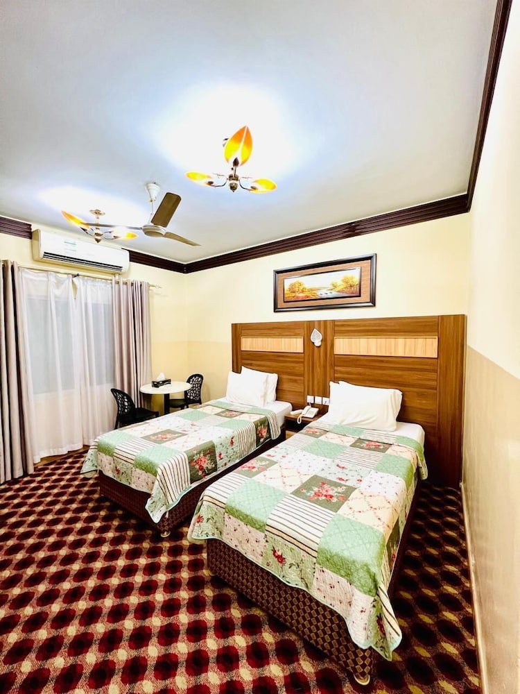Al Ahrar Hotel 13/34