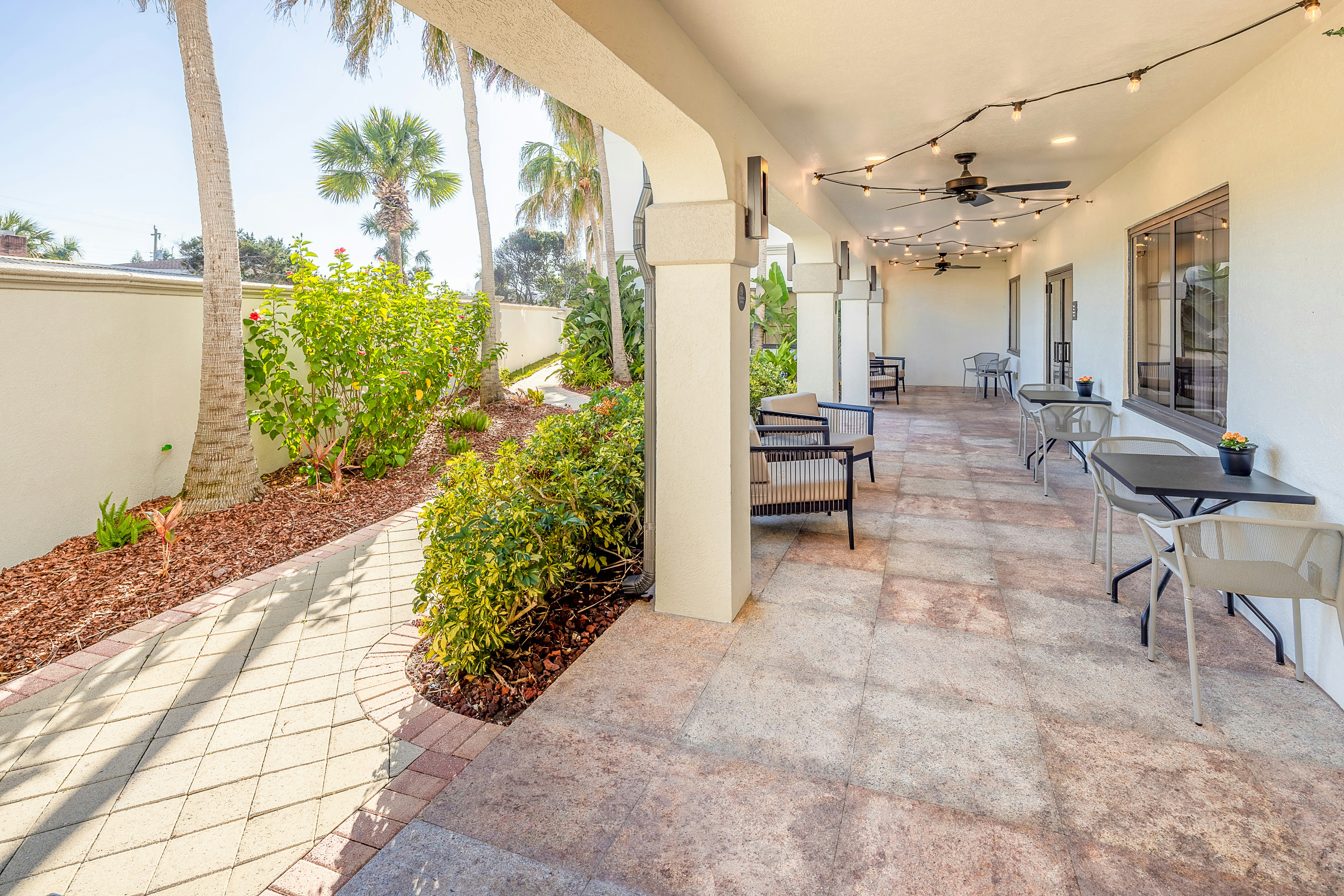Hampton Inn and Suites St. Augustine-Vilano Beach 41/42