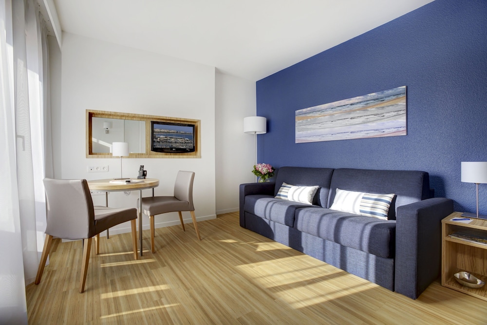 Hotel Lepoussin 49/61