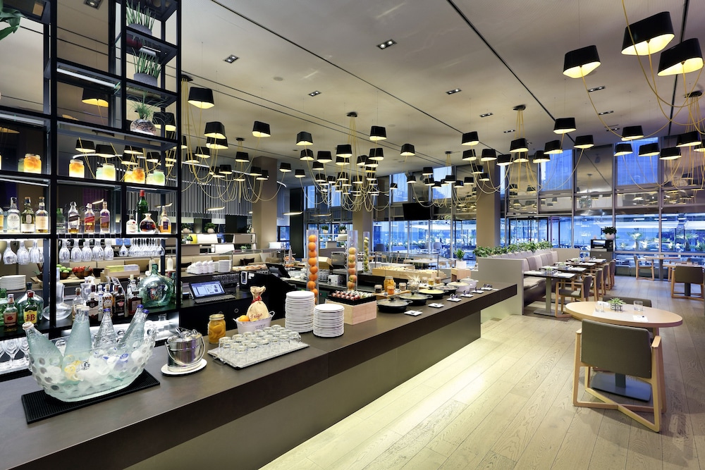 MELIA BARCELONA SKY 71/77