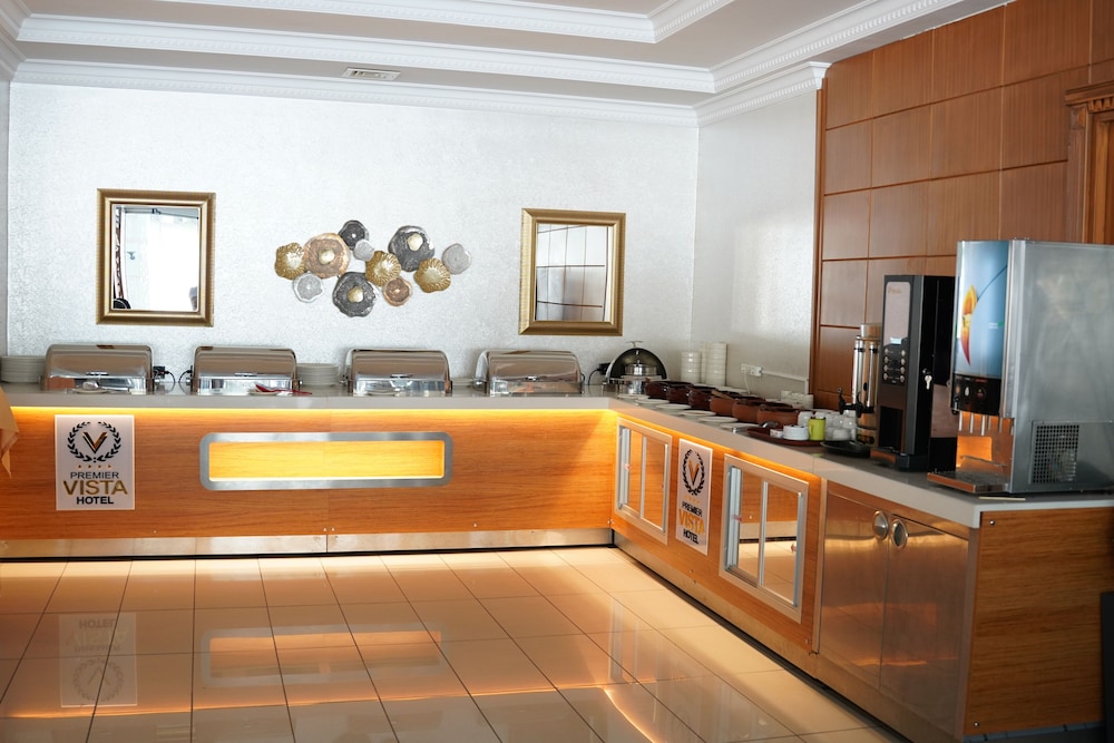 Vista Hotel 3/21