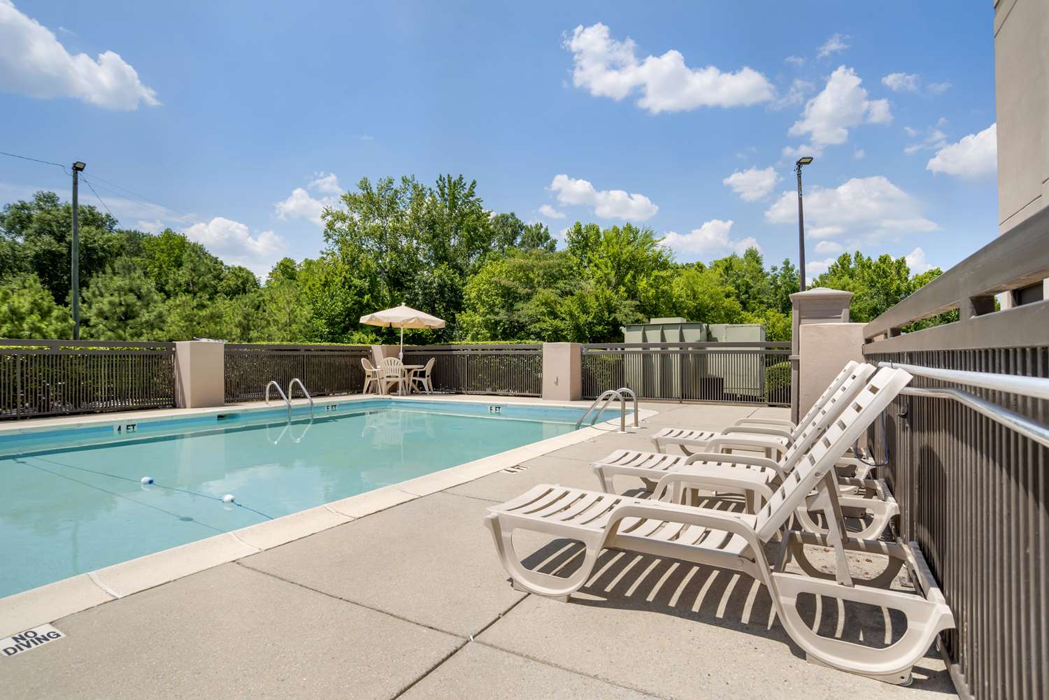 Best Western Plus Oak Mountain Inn 27/29
