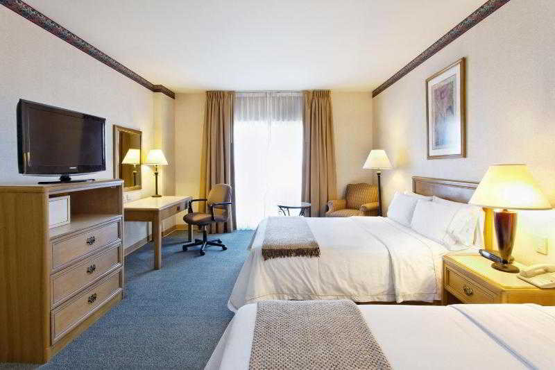Deluxe, 2 Double Beds