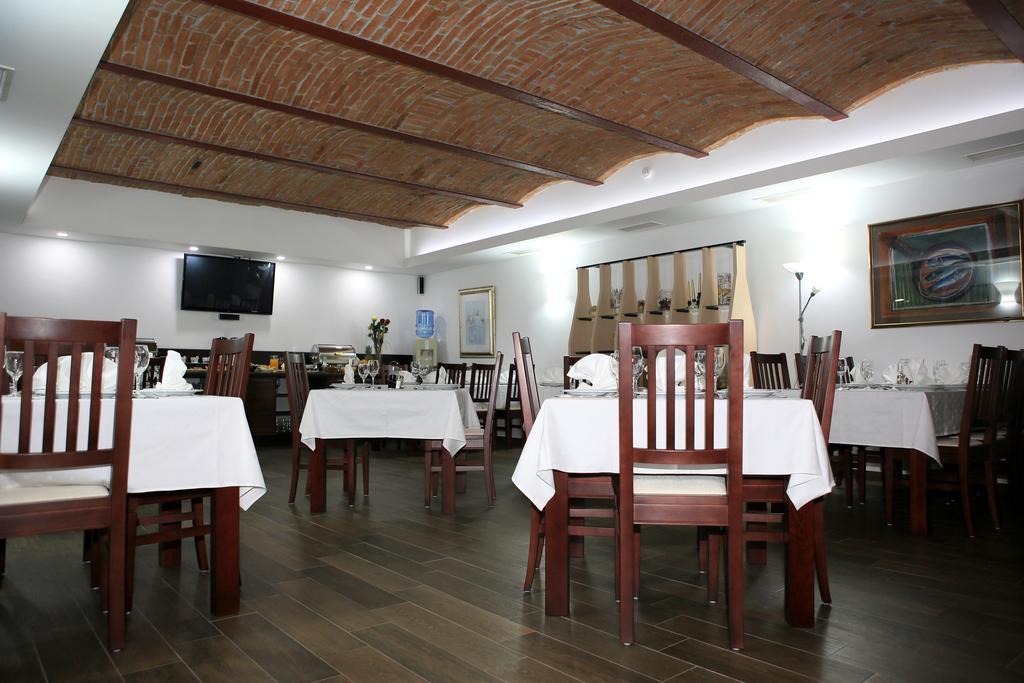 VILLA MILAS 17/22